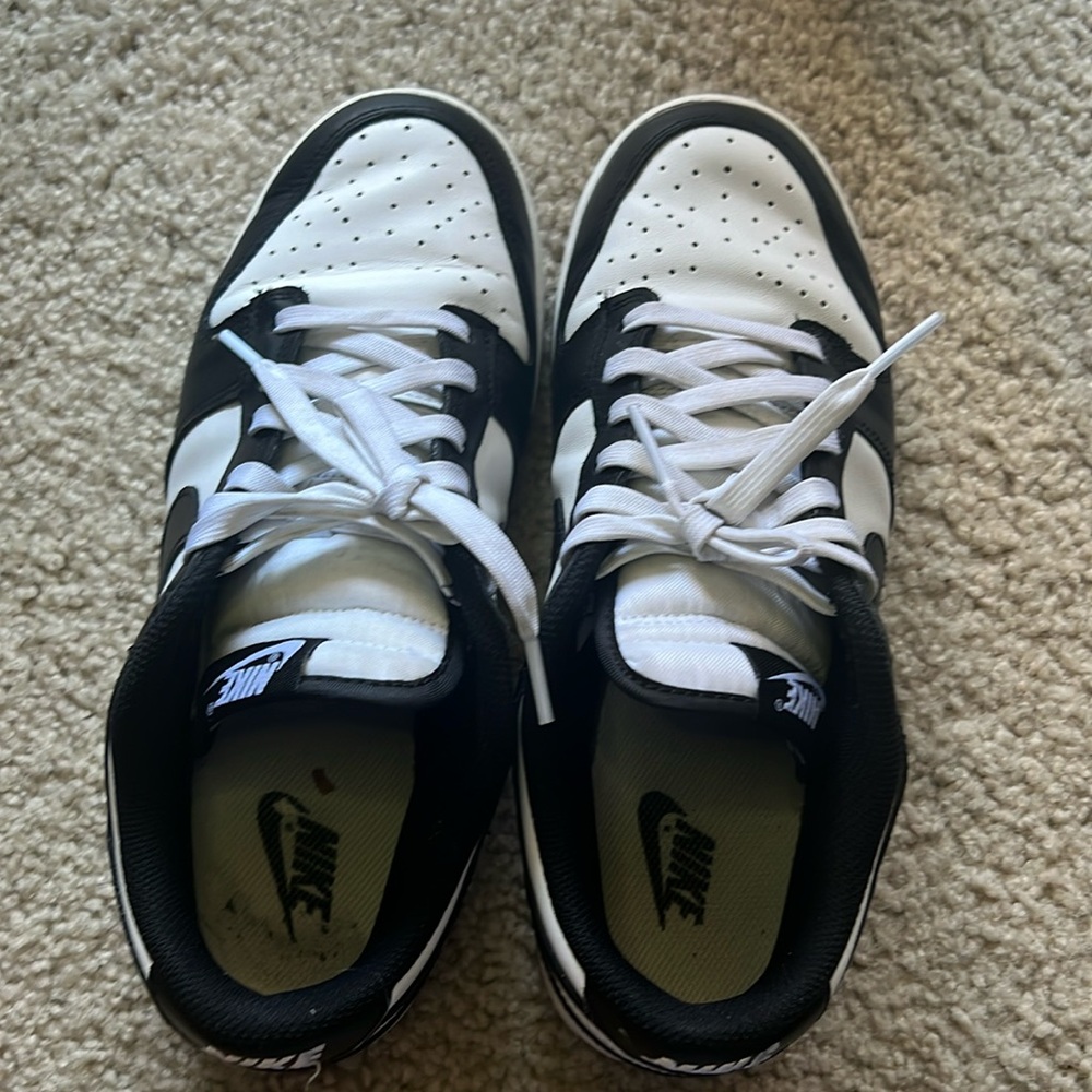 Nike Dunk “Panda”